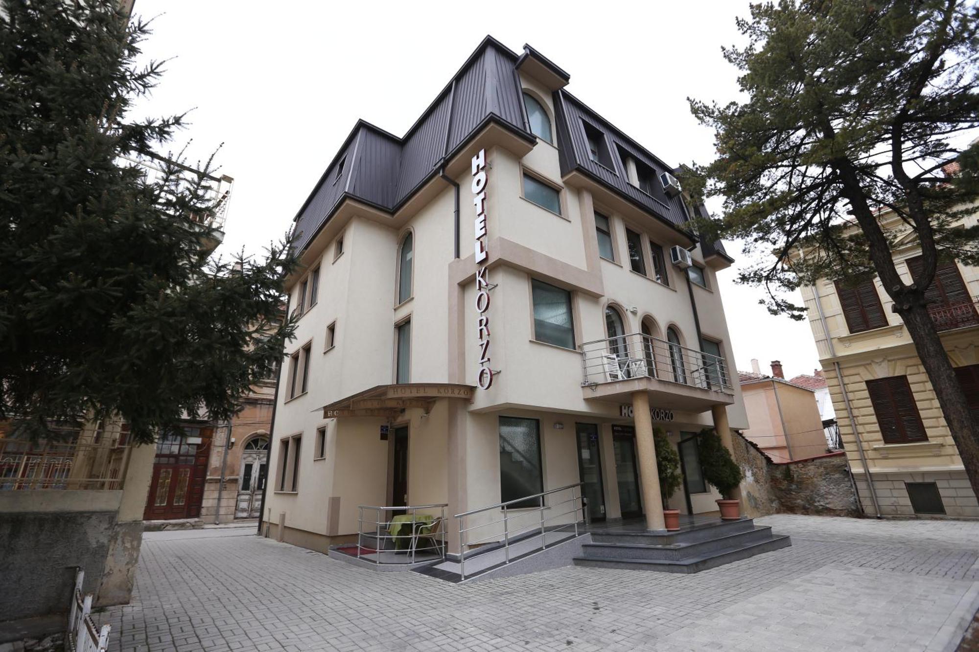 Hotel Korzo Битола Экстерьер фото