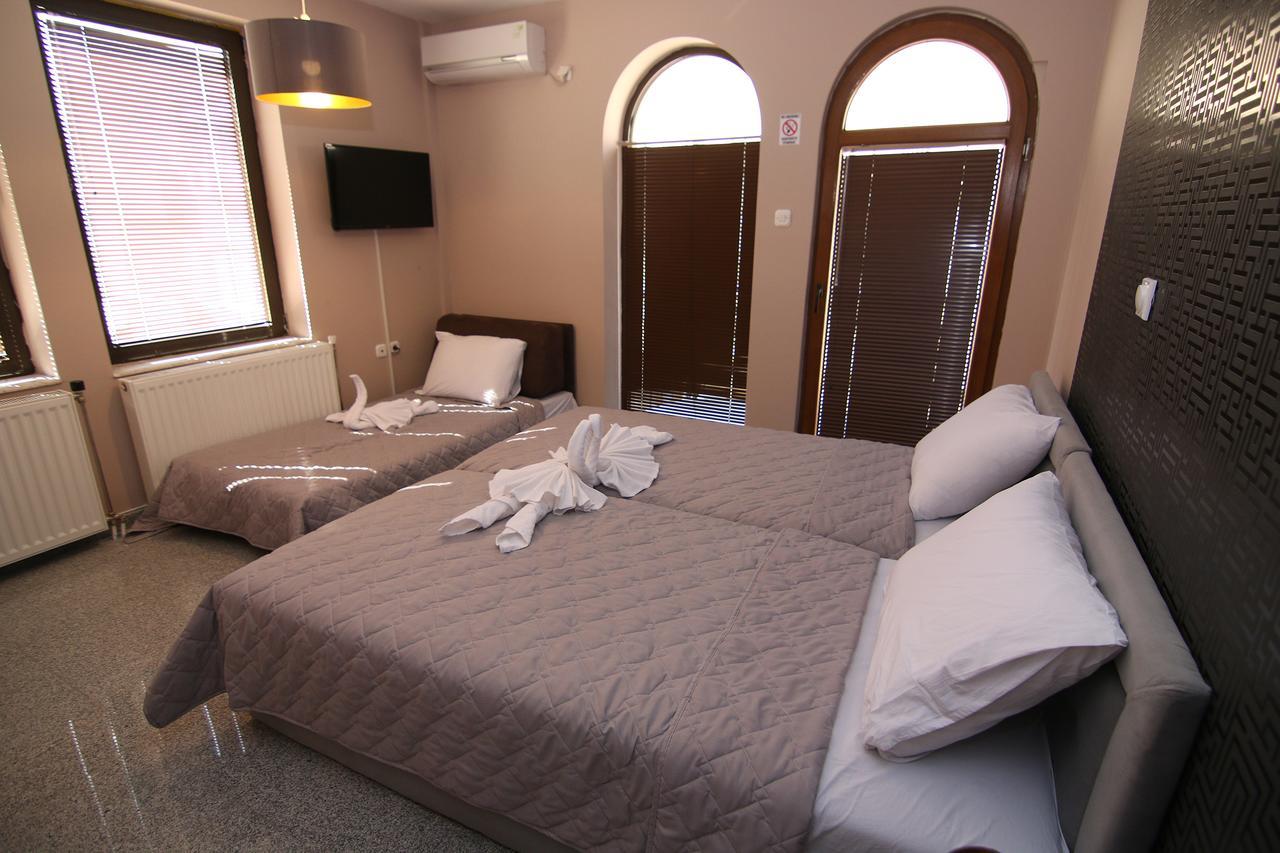 Hotel Korzo Битола Экстерьер фото