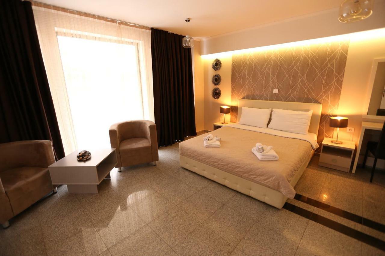 Hotel Korzo Битола Экстерьер фото
