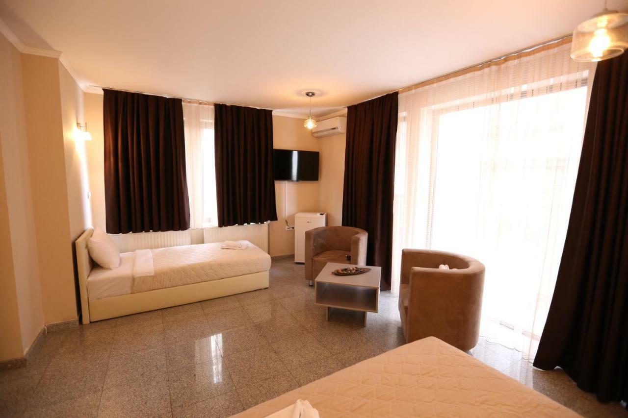Hotel Korzo Битола Экстерьер фото